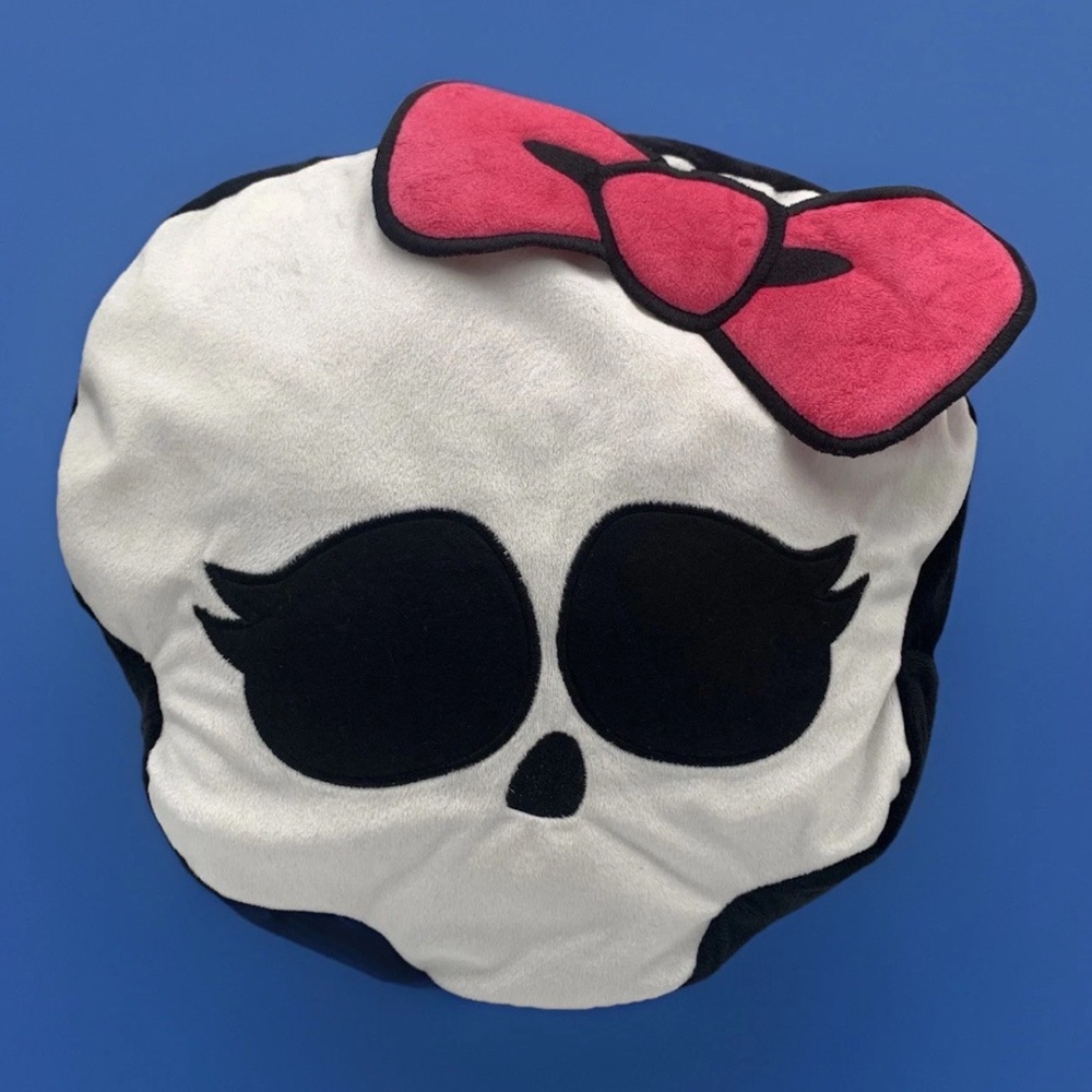 Monster High NWT Skull Shape Skullette Plush 12”Backpack Bag RARE Y2K